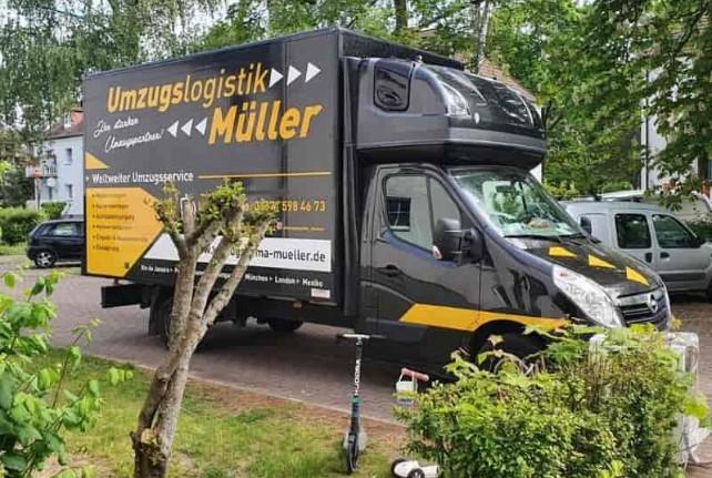 Halteverbotszone für Ihren Umzug in Schönau-Berzdorf auf dem Eigen